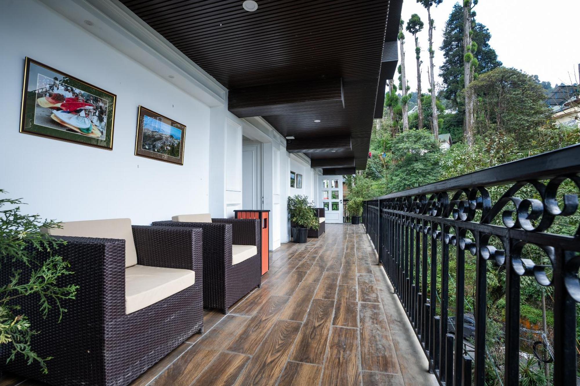 The West Gate Posada By Summit Darjeeling  Exterior photo